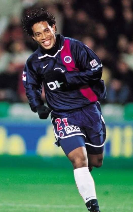PSG 2002 - Ronaldinho #21